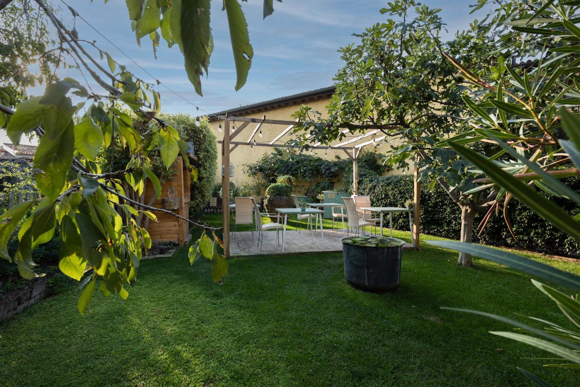 B&B Locanda Così Com'era Monzambano Exterior foto